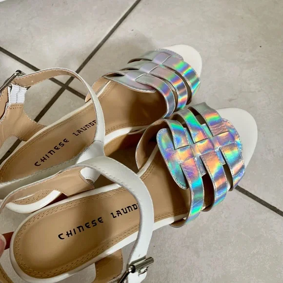 Chinese Laundry Platform Iridescent Sandal Heels - Picture 6 of 10